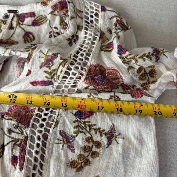Free People Just The Two Of Us Floral Tunic Top XS | Boho Peasant - Picture 6 of 8
